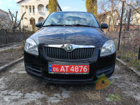 Автомобиль Шкода Фабиа skoda fabia 1,2 бензин 2010год  4599$