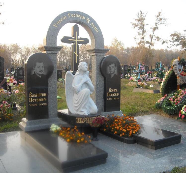 Гранитный памятник00074