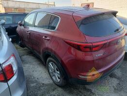 Кроссовер Kia Sportage 2.0 MPI 2019 (11867$)(Пригнан из США) Легко ударен в перед с аукциона растоможен 