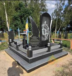 гранитный памятник