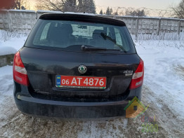 Автомобиль skoda fabia(Шкада фабиа) 1,2 benzin цвет черный 2009год легкое повреждение двериЖитомир Довжик VIBER Whatsapp TG +380676278617,+48794748105 ЮРИЙ 